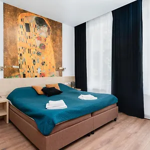 Apartament Matejki- Brokatowy, Poznań